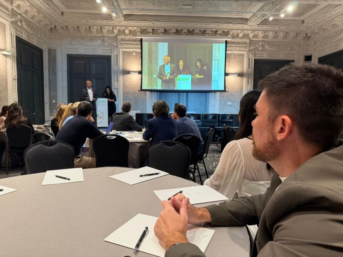 Florença debate segurança e regeneração na estética