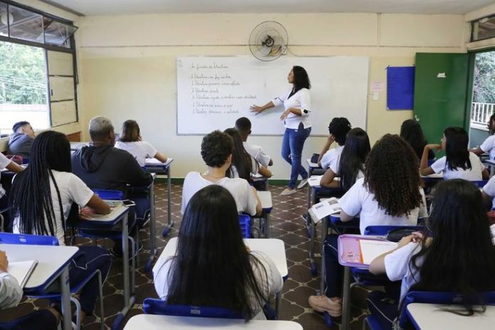 Secretarias têm prazo para indicar gestores escolares ao MEC