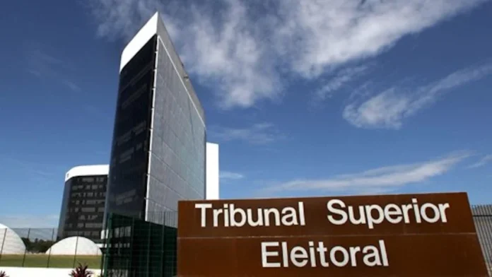TSE combate manipulação digital durante eleições
